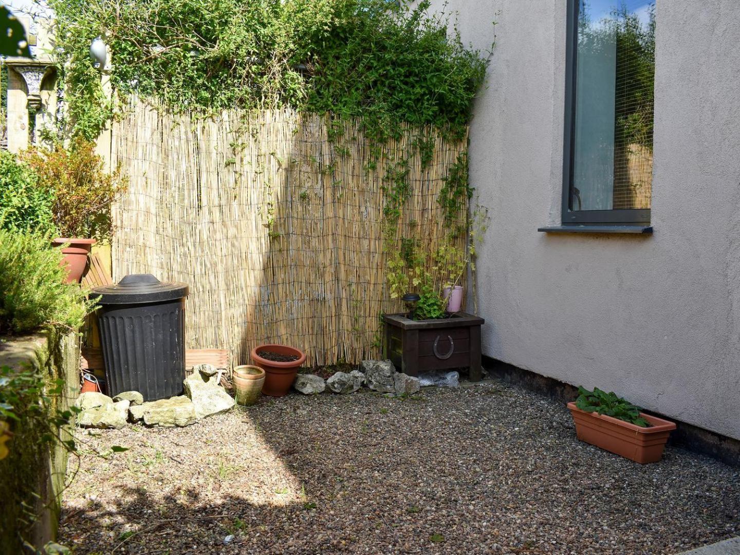 Red Gable Cottage Shap Exterior photo